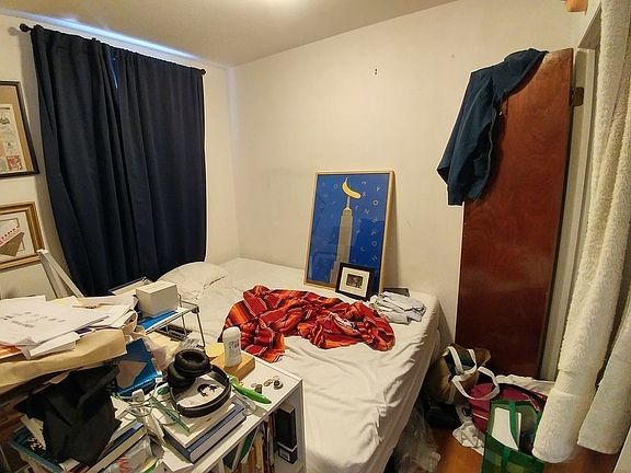 5th image of 311 W 95th St #7BC