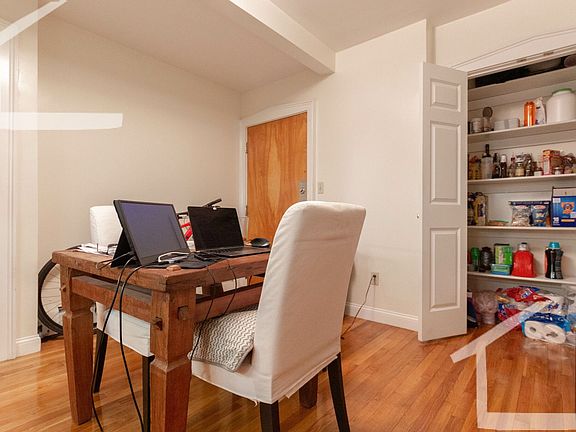 5th image of 25 Glenville Ave #D1