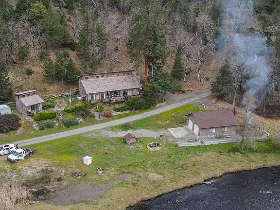 4th image of 2393 Poker Bar Rd