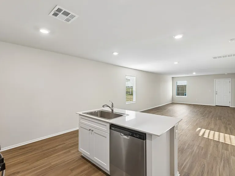 8812 SW 31st Ter — Photo 7