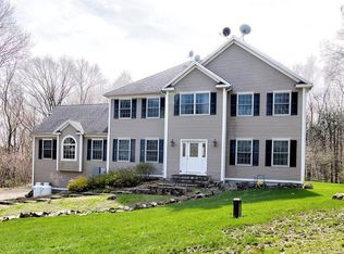 651 Carrington Rd, Bethany, CT 06524