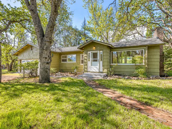 1820 S Pacific Hwy, Talent, OR 97540