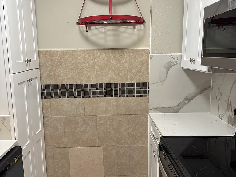 604 E Church Ave — Photo 15