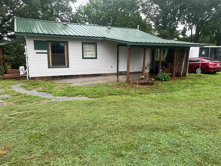 174 Sentinel Rd — Photo 3