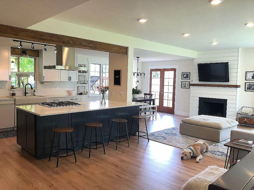 5 bed, 3100 sqft, $3,000 — Photo 3