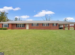 118 Morris Dr, Alma, GA 31510