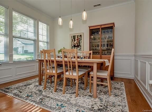 5th image of 5964 Pale Moss Ln
