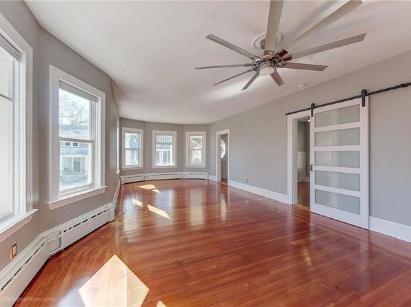 84 11th St Unit 1