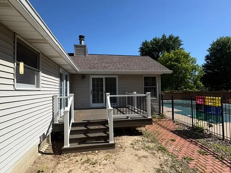 309 Arbor Vitae Dr — Photo 2