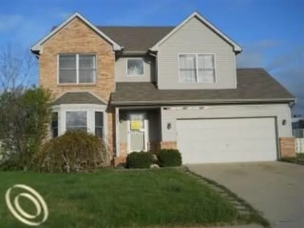 25475 Briar Towne Blvd, Chesterfield, MI 48051