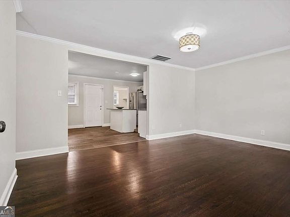 5th image of 3962 Cornell Blvd SW