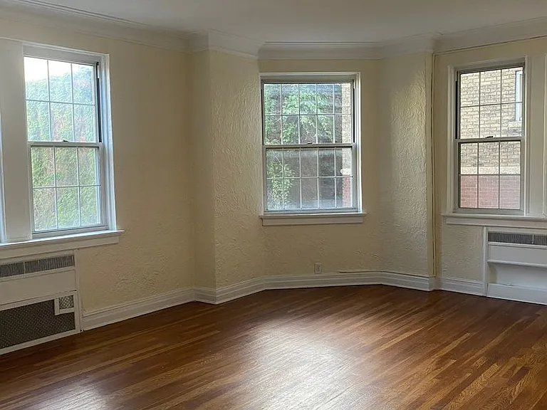 New King Edward Apartments — Photo 165