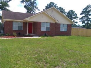 180 Shayna Dr, Hinesville, GA 31313