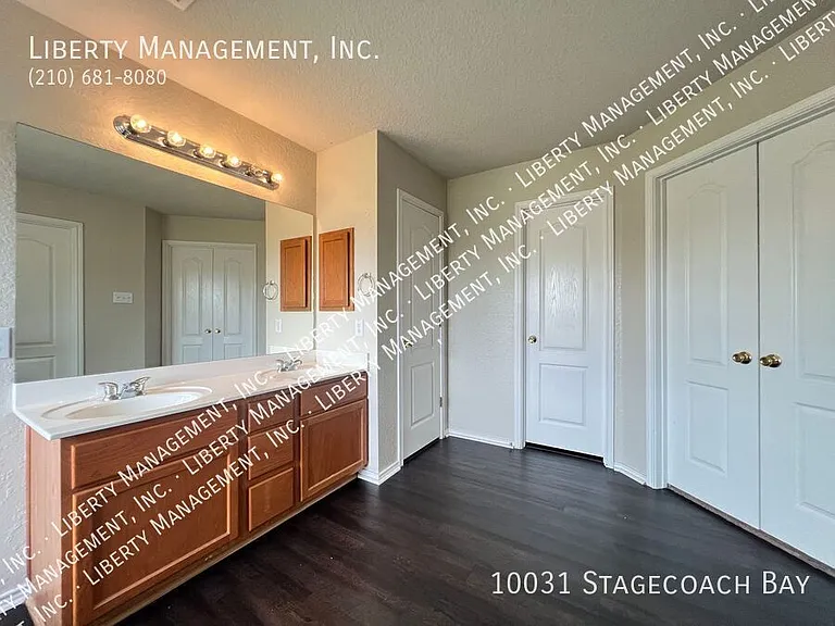 10031 Stagecoach Bay — Photo 24