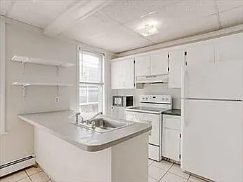 2 bed, 1.0 bath, 850 sqft, $2,400 — Photo 2