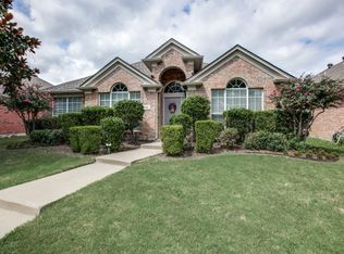 306 Touchdown Dr, Irving, TX 75063