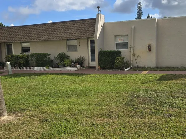 300 Bonnie Blvd APT 144, Palm Springs, FL 33461