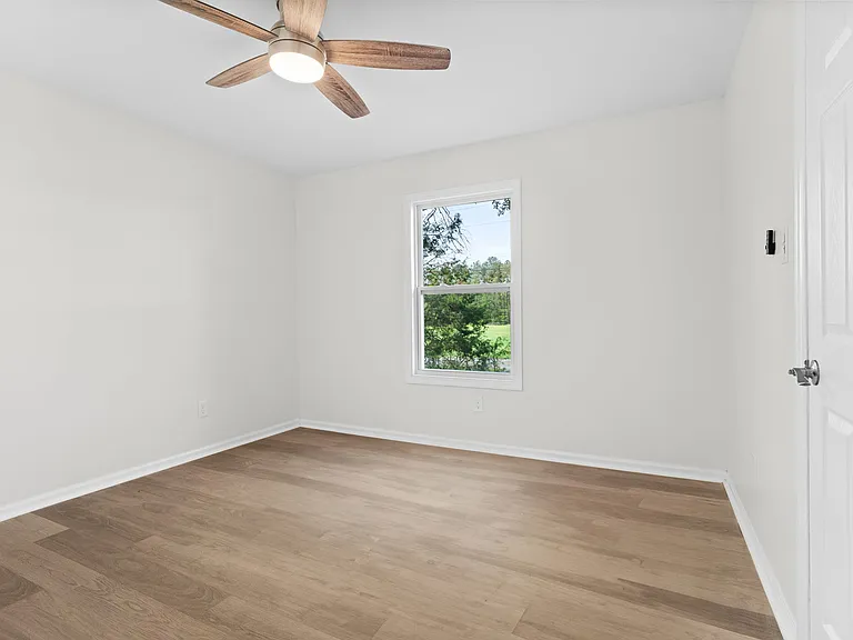257 Brice St — Photo 8