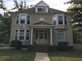 501 W Springfield Ave, Champaign, IL 61820