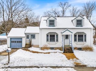 24 Bridle Rd, Billerica, MA 01821