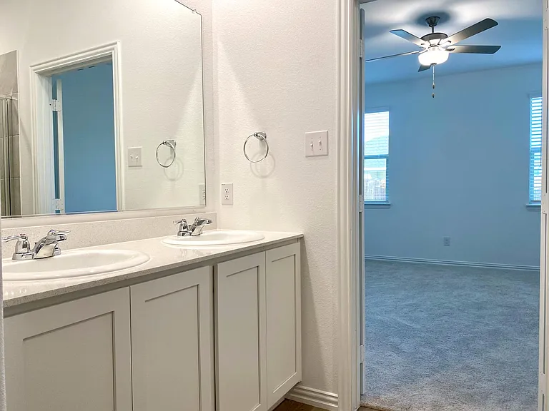 1201 Sassafras Dr — Photo 19