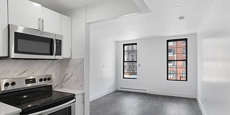 Rented by REZI | media 1