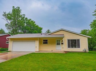 1702 Rae Ln, Madison, WI 53711