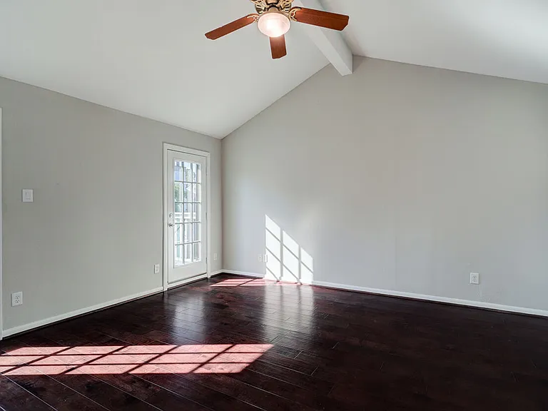San Felipe Square Townhomes — Photo 36