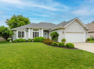 608 Hampshire Dr, Hampshire, IL 60140