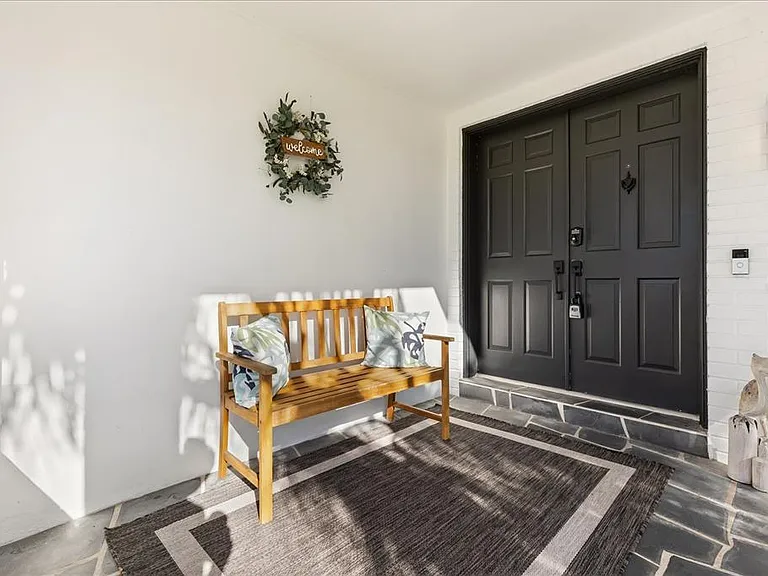13923 Brewster Dr — Photo 3