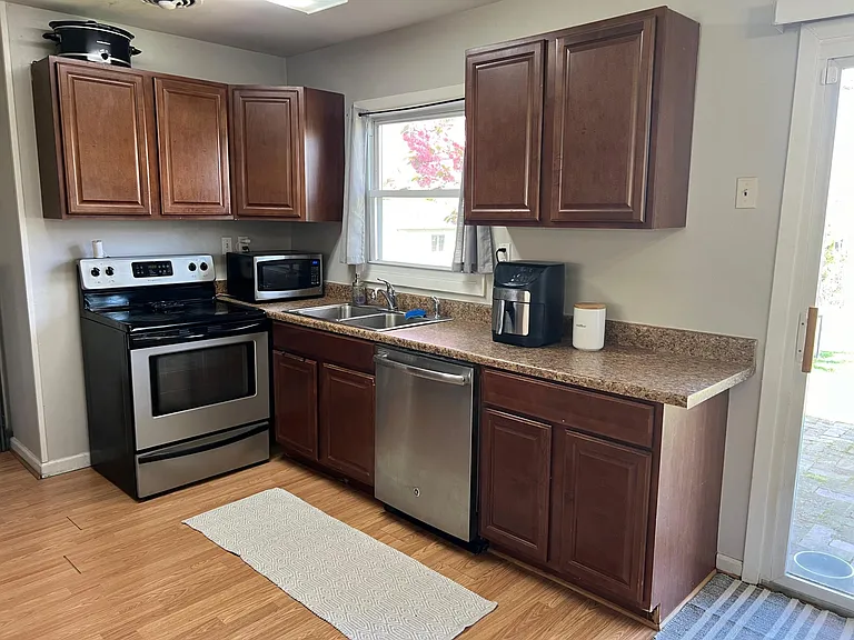 12510 Knowledge Ln — Photo 6