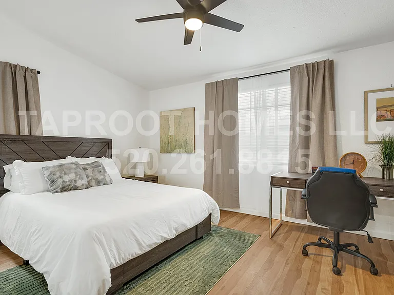 730 E Lester St #1 — Photo 13