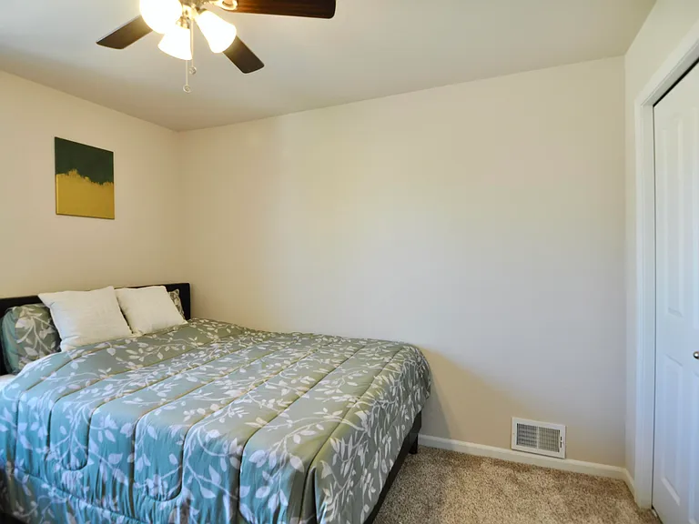 4481 Bridgeview Ln — Photo 46