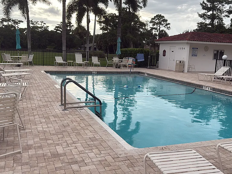 1086 Forest Lakes Dr #305 — Photo 32