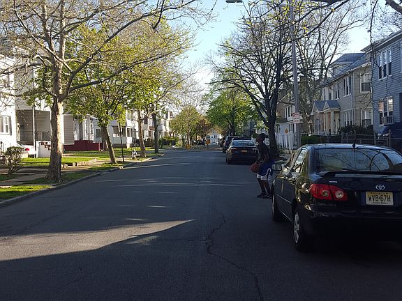 3rd image of 16 Sunnyside Ter #2