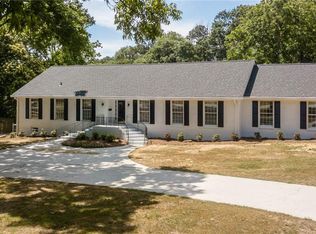 425 Conyers Rd, Loganville, GA 30052