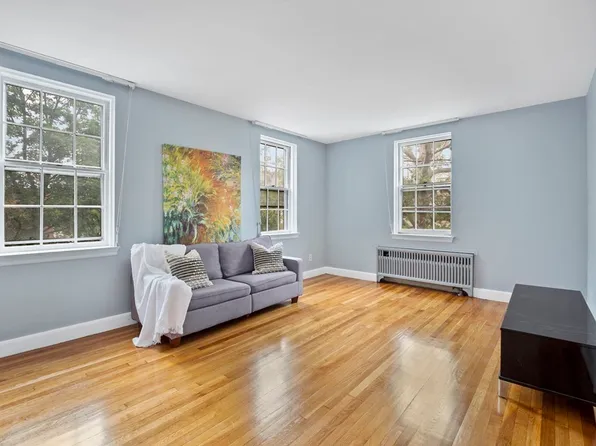 1716 Cambridge St APT 21, Cambridge, MA 02138