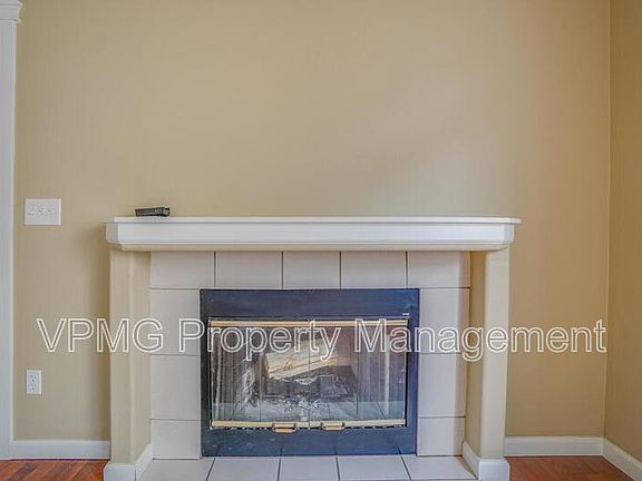 3rd image of 7809 NE 24th Ct