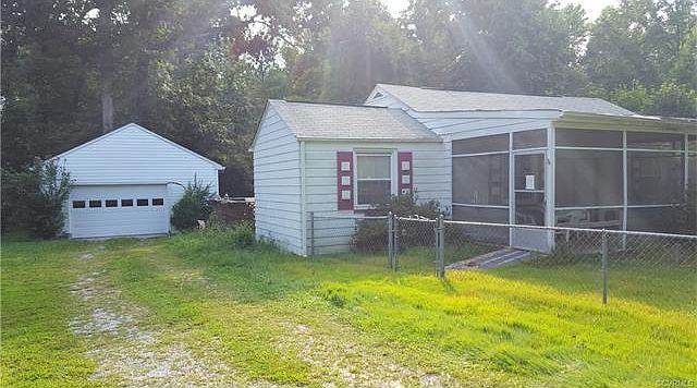 1st image of 8405 New London Rd
