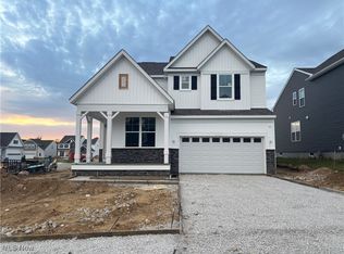 3825 Golden Wood Way, Uniontown, OH