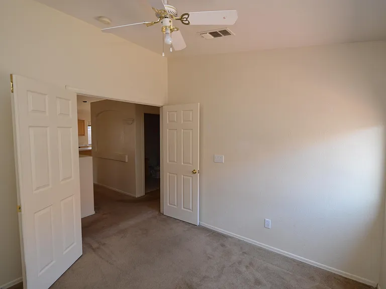 65 N Shadow Creek Pl — Photo 8