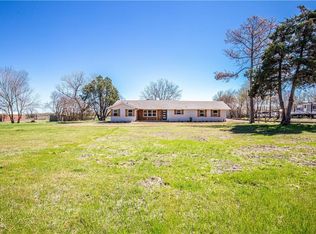 407 E Newland Dr, Robinson, TX 76706