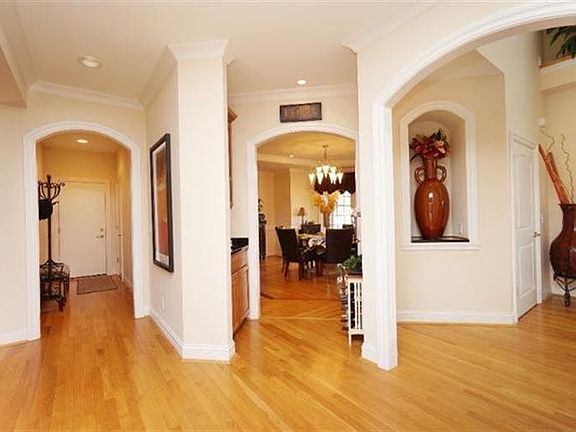 3rd image of 8080 Laurel Lake Ct