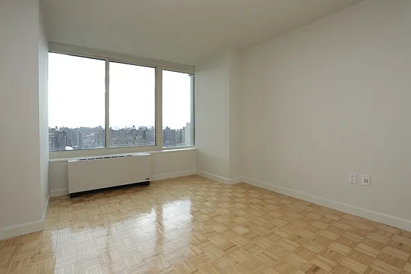 Rented by Stonehenge NYC LLC | media 15