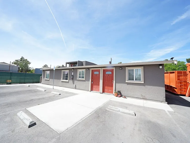 118 S Mojave Rd #162-01-005 — Photo 10