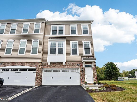 2nd image of 23 Lila Ln