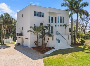 375 Wellington Ave, Oldsmar, FL 34677