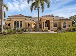 10509 Firestone Dr, Bradenton, FL 34202