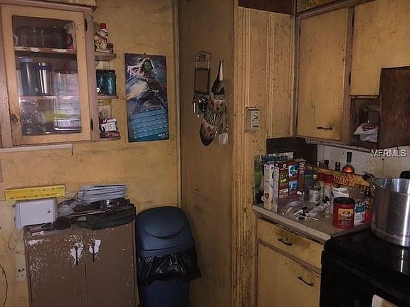 4th image of 1406 Tennessee St