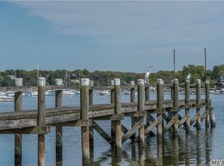 9 Bouton Rd, Lloyd Harbor, NY 11743